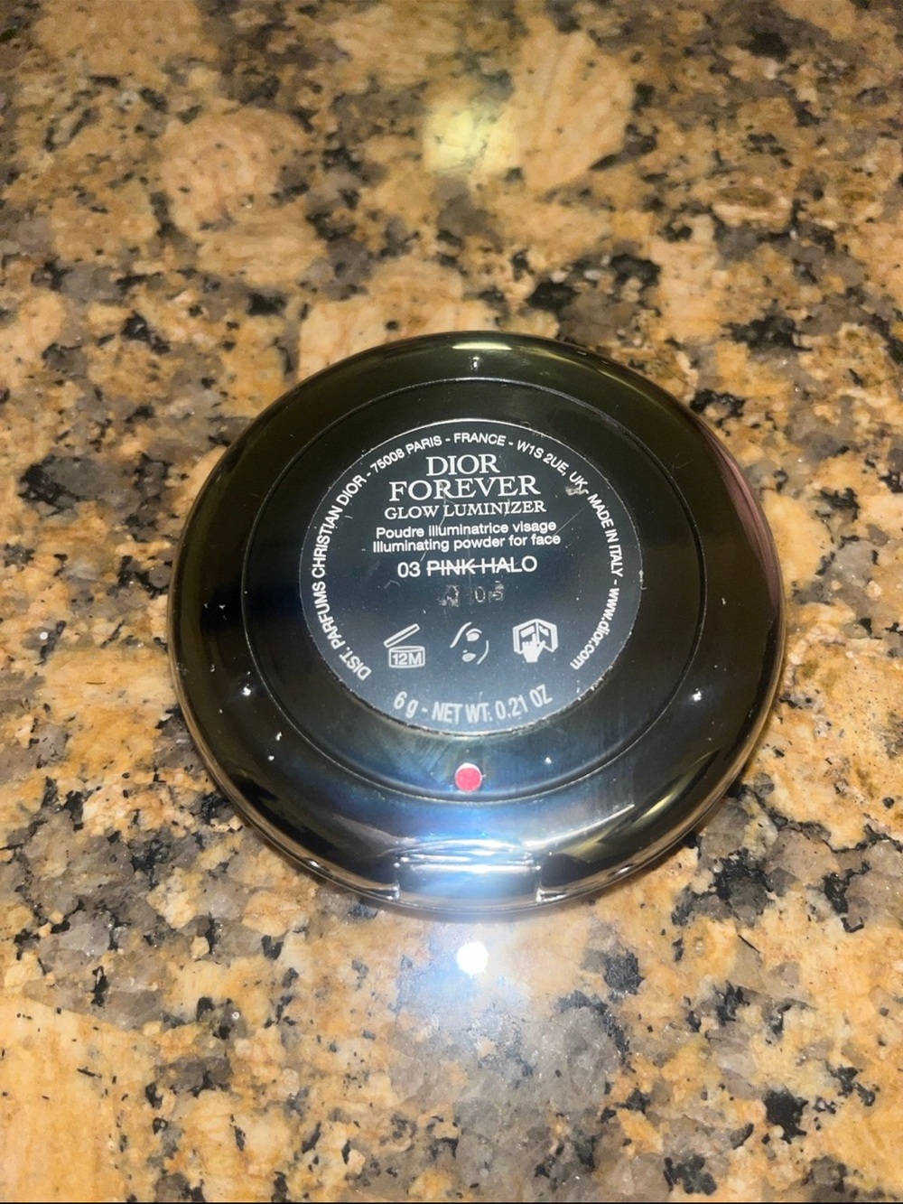 NWOB DIOR Forever Glow Luminizer
Powder Highlighter - Picture 3 of 4